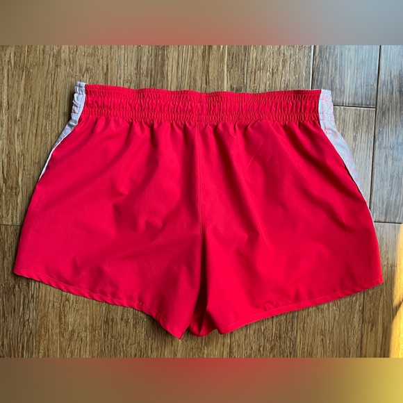 Nike running shorts Medium pink - Picture 4 of 4